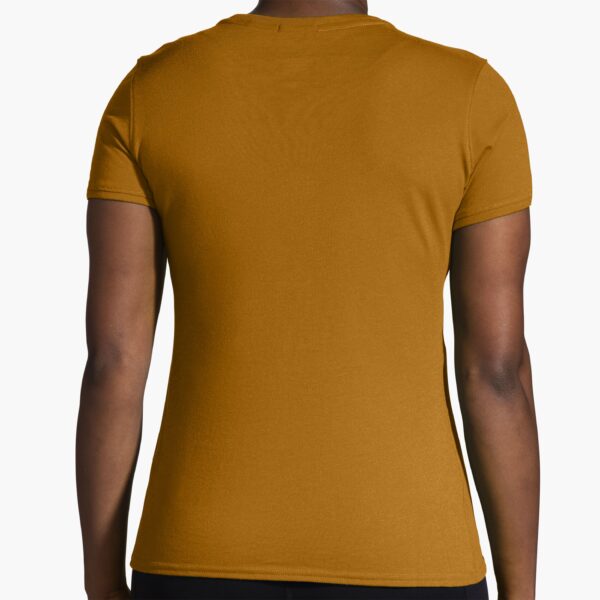Brooks Women's Distance Short Sleeve 2.0 takaa – kevyt naisten juoksupaita päivittäiseen harjoitteluun.