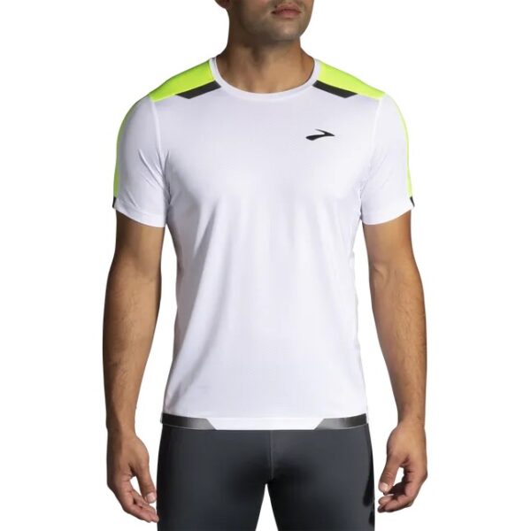 Brooks Run Visible High-Vis Shirt -juoksupaita – näkyvä ja nopeasti kuivuva paita lämpimän sään juoksuun.