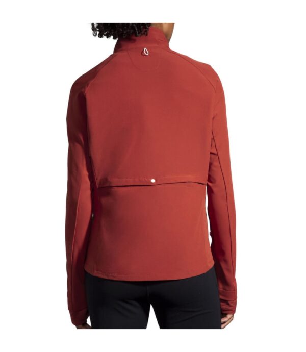 Brooks Fusion Women's Hybrid Jacket takaa – monipuolinen naisten juoksutakki vaihtelevaan säähän.